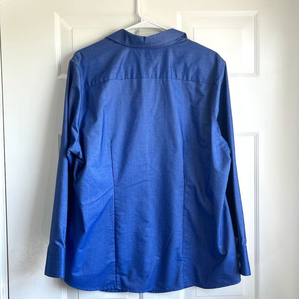 Land's End Button Down Preppy Blue Shirt Size 1XL 16/18 Women's Normcore - Picture 3 of 8